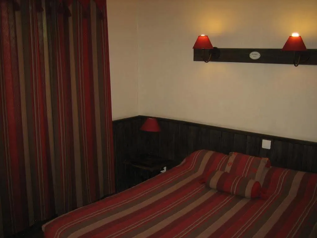 The Liberty'S Hotel Villefranche-sur-Saone 2*,